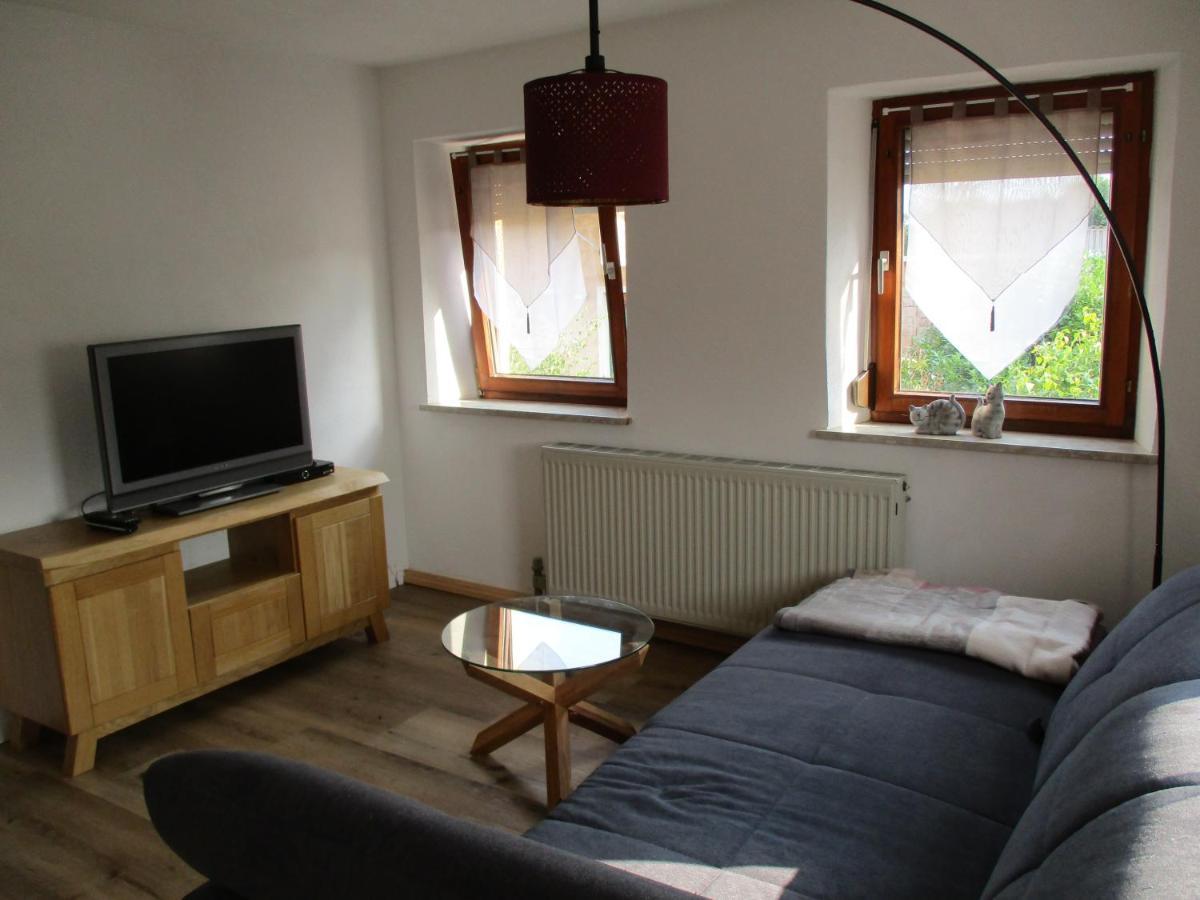 פויכטוונגן Ferienwohnung Roesch מראה חיצוני תמונה