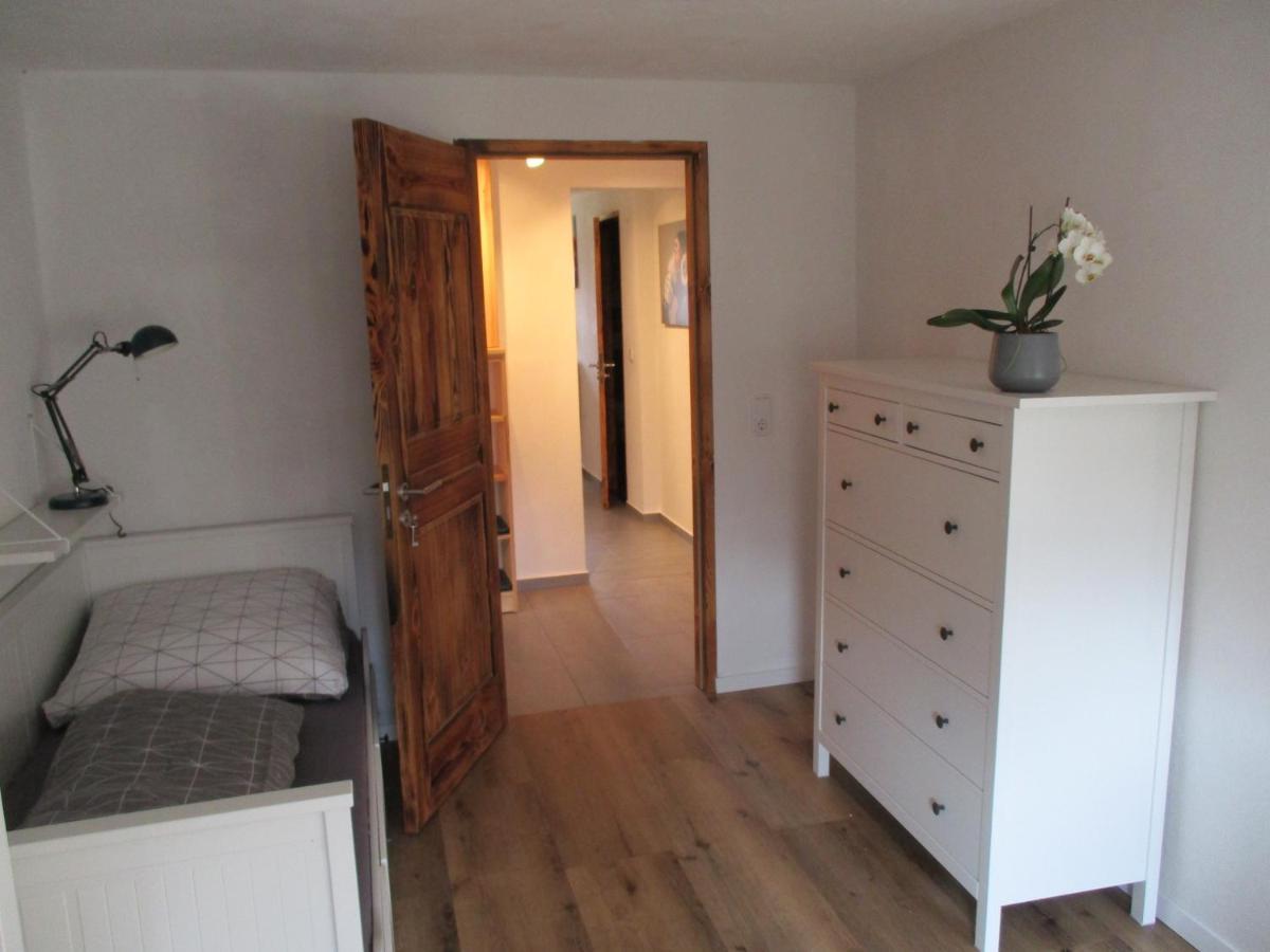 פויכטוונגן Ferienwohnung Roesch מראה חיצוני תמונה