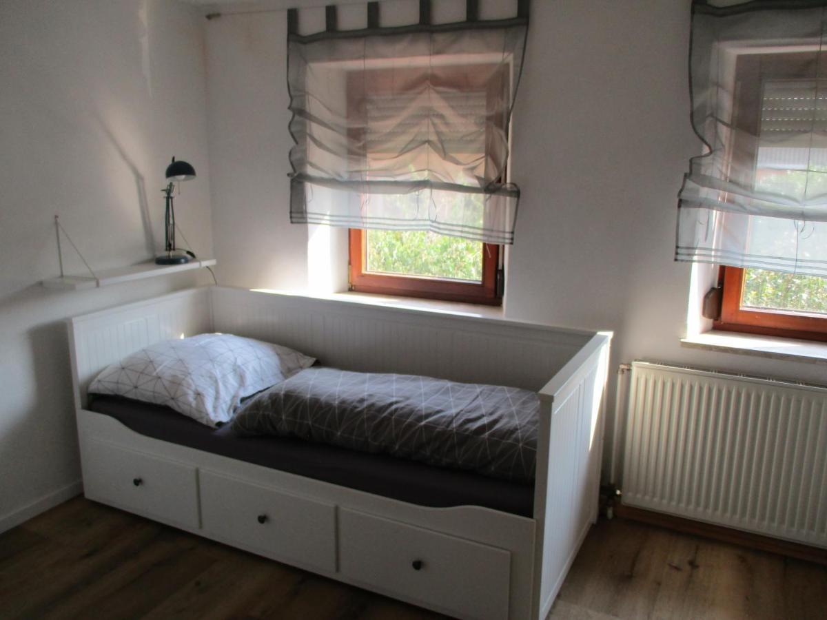 פויכטוונגן Ferienwohnung Roesch מראה חיצוני תמונה