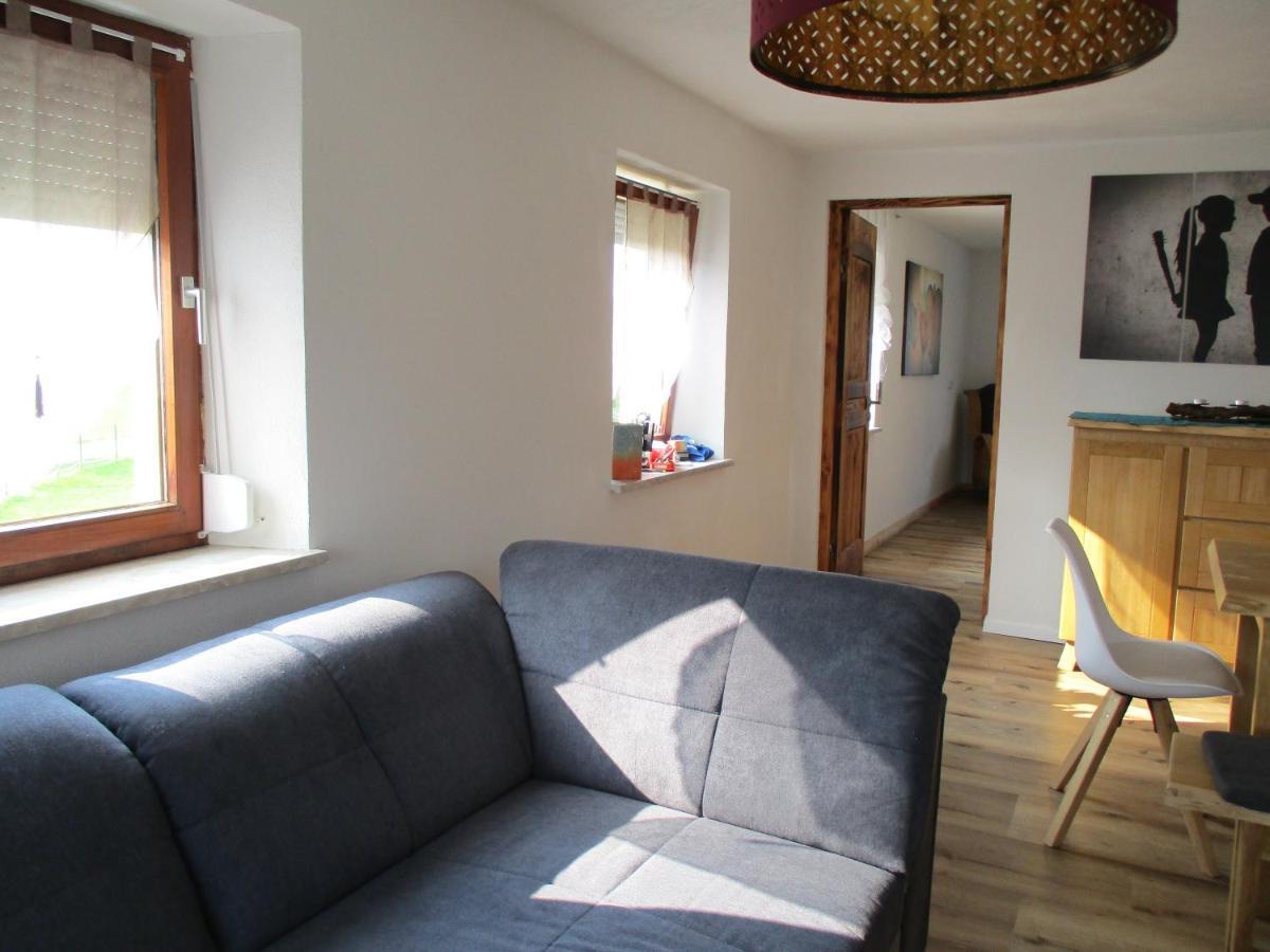 פויכטוונגן Ferienwohnung Roesch מראה חיצוני תמונה